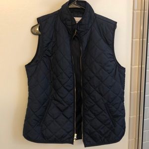 Navy zip up vest. Old Navy